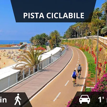 2 Indipendenti, In Pieno Centro Con Veranda Apartamento